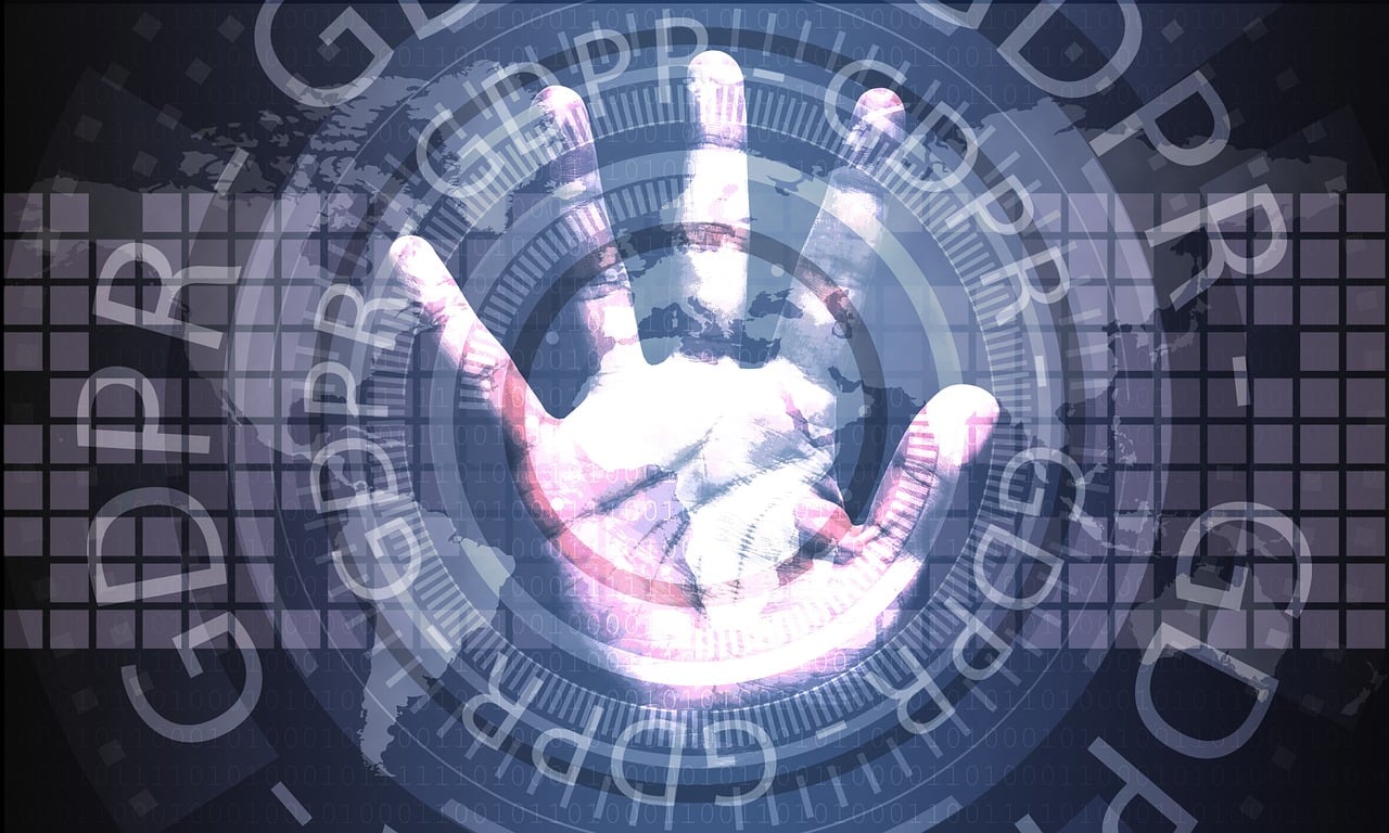智能时代的信息灯塔，AI 智能推荐新闻平台
