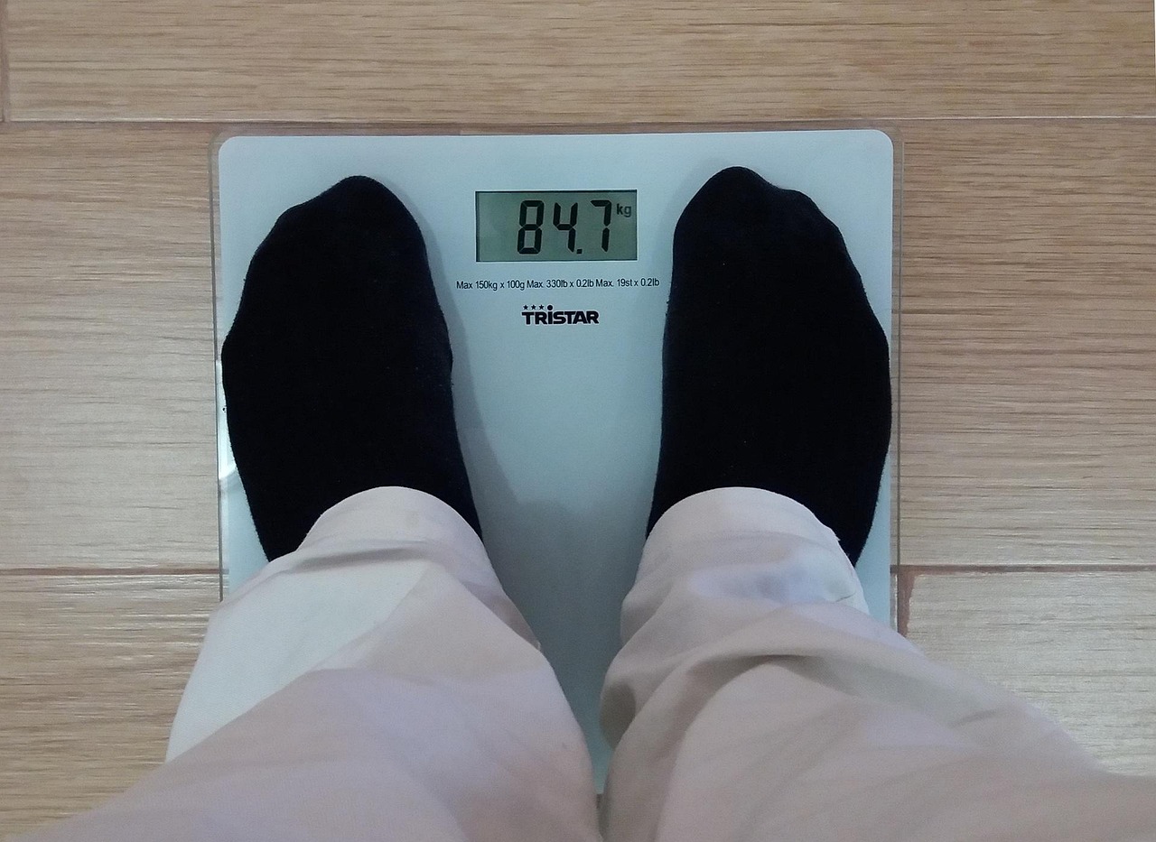 生活中的简易缝补技巧，让旧物重焕新生